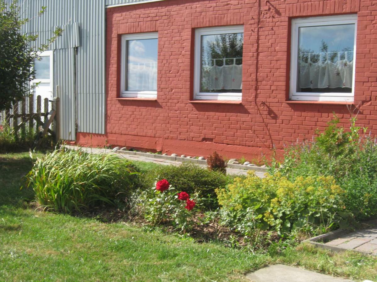 Apartamento Ferien Auf Der Soennenswarf Ockholm Exterior foto